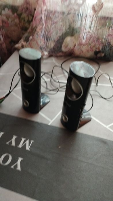 Колонки от ноутбука высота 18 см