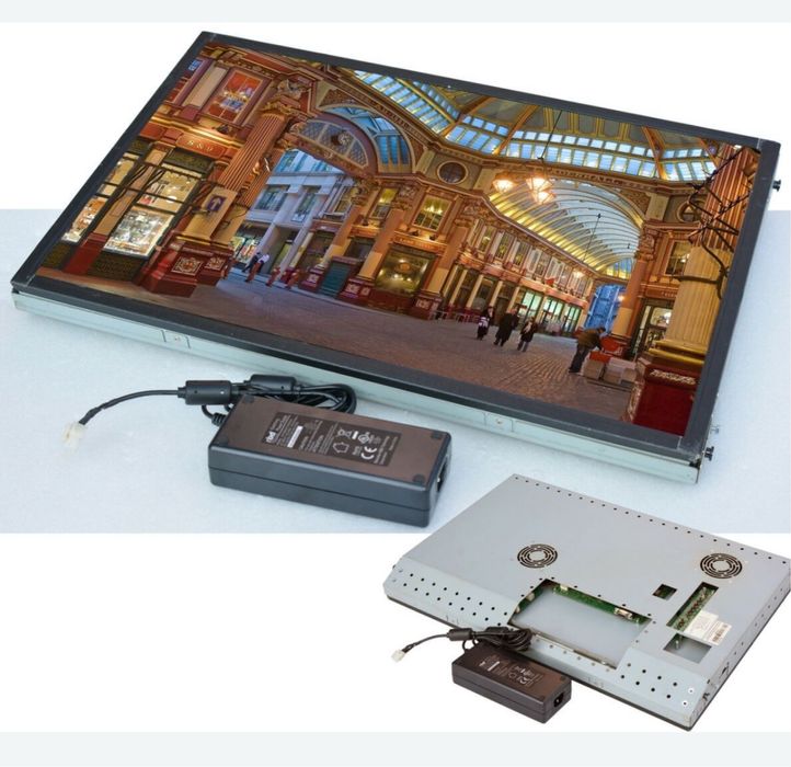 Monitor 26’ sursa inclusa