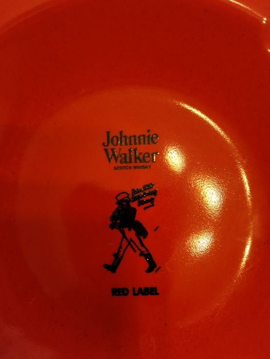 Пепелници Johnnie Walker и Балантайнс