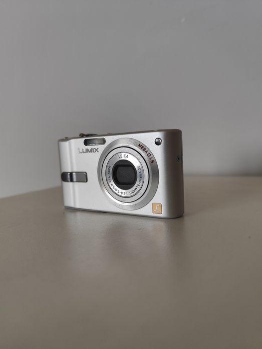 Дигитален фотоапарат Panasonic DMC-FX10