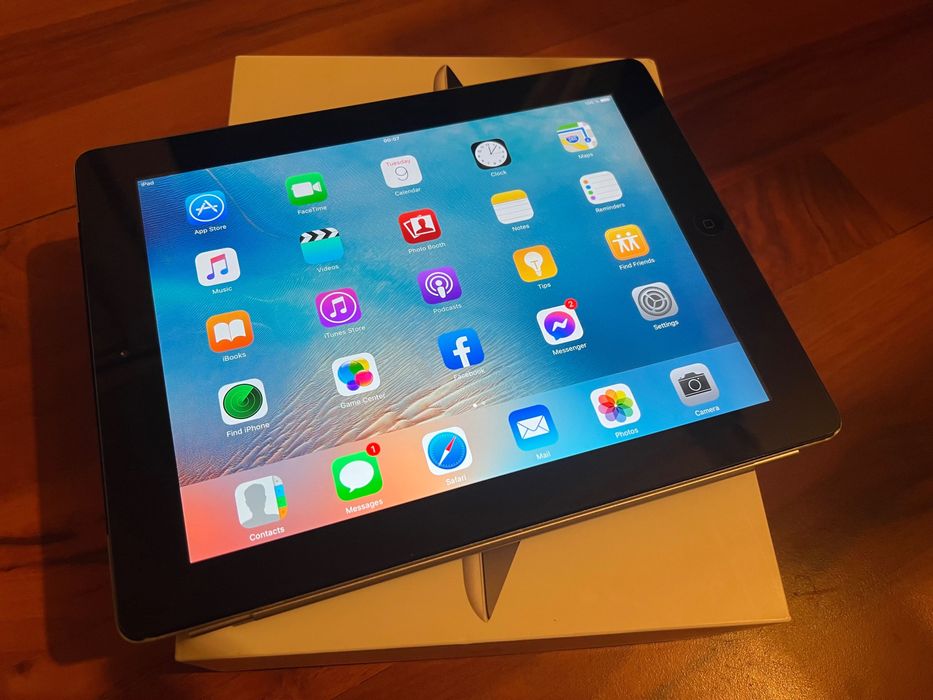 iPad 3 (3rd Gen) Wi-Fi + Cellular / stare EXCELENTA