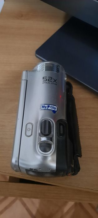 Продам видеокамеру.