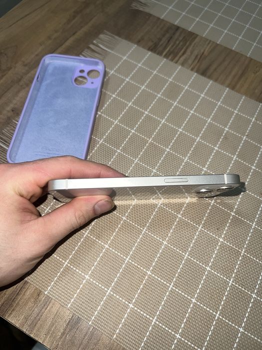 Продам iphone 13 128 gb