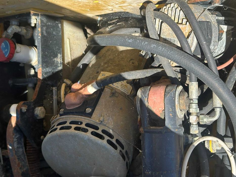 Dezmembrez stivuitor HYSTER cu motor pe gas/ GPL