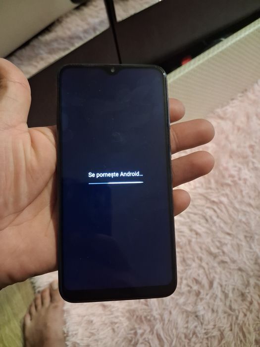 Devnzare telefon Samsung Galaxy a 10 forte bun ecran nou far zgârieturi