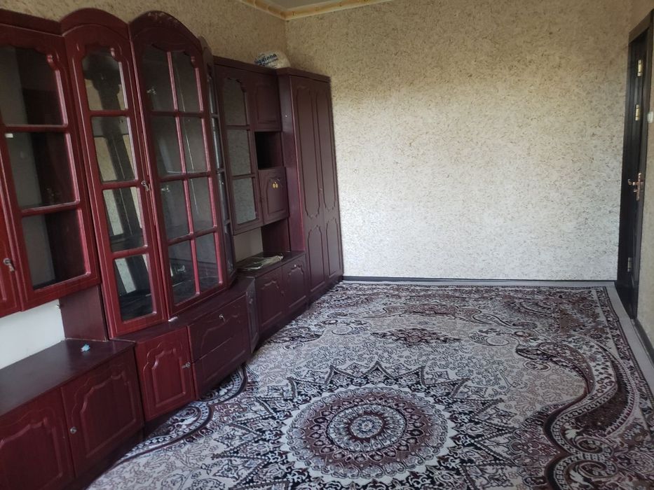 5-мкр.,Орбита томонда жойлашган 2 хонали квартира ижарага берилади