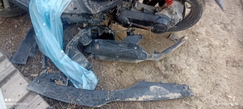 Продам мопед по запчястям