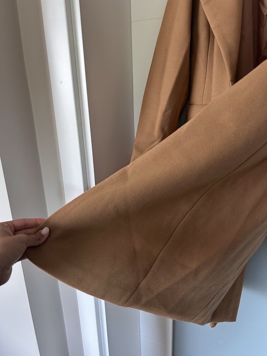 Кафяво палто, чисто ново