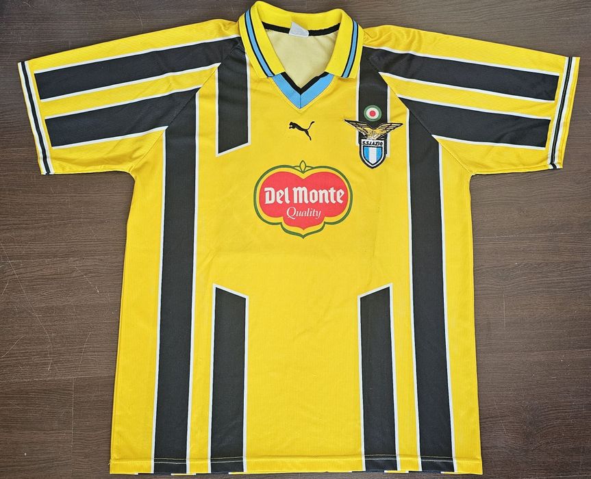 РеРядка ретро тениска на SS Lazio от сезон 1998/9г