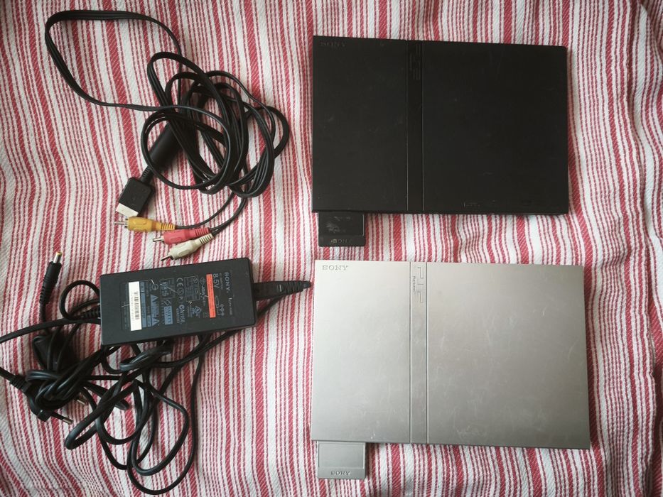 Play Station 2 - Slim