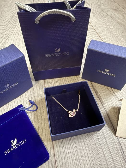 Lantisor/Colier Swarovski Dancing Swan//Premium