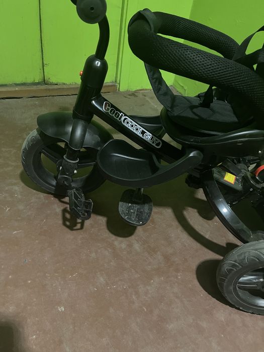 Трехколесный велосипед