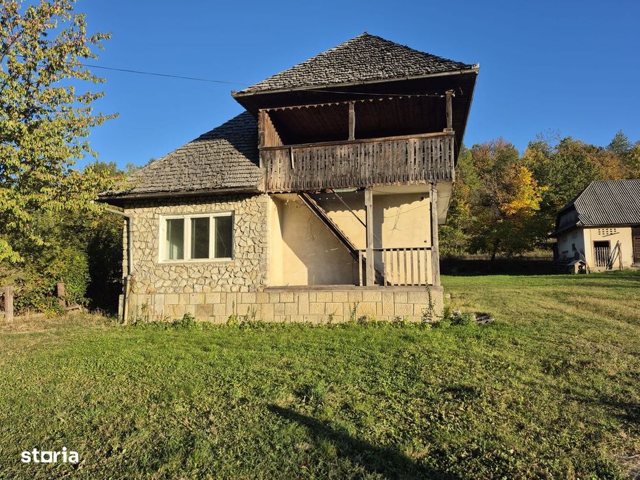 Ciocotis, casa caramida