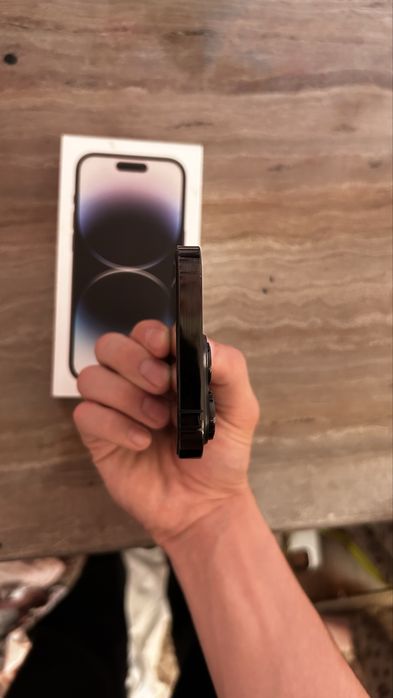 iPhone 14pro 1TB