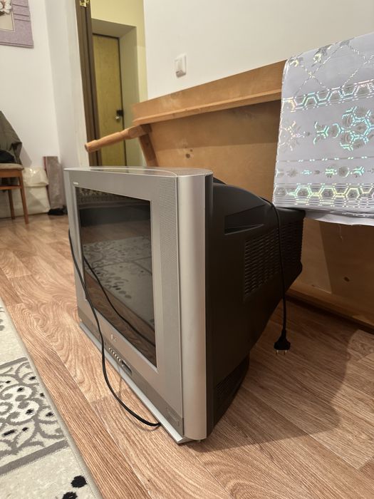 Продам теливизор LG