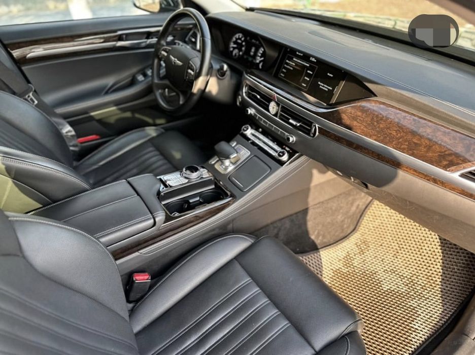 Genesis G90 long VIP xizmati. English speaking driver. VIP Transfer ca