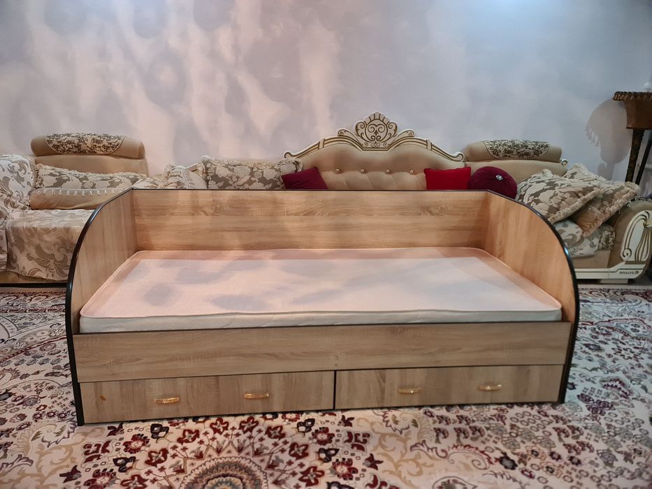 Кровать односпальные