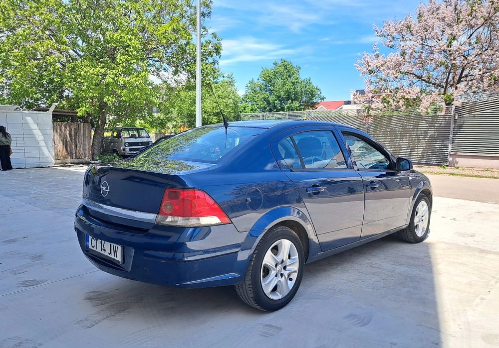 Okazie vând Opel Astra H An (2012)1.6 +GPL