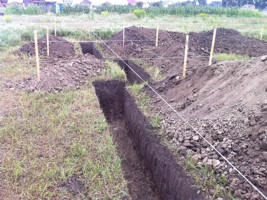 Специалисты по копаем вручную, траншеи, ямы, прокол земли с мантажом.