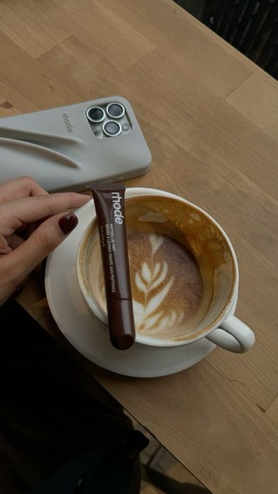 Rhode гланцове за усни/Lip Gloss/лип глосс Hailey Bieber балсам/гланц