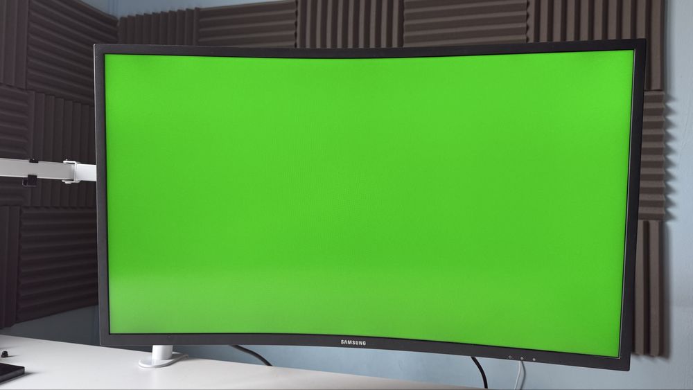 Monitor curbat Samsung QLED 32 inch 144 hz 1 ms