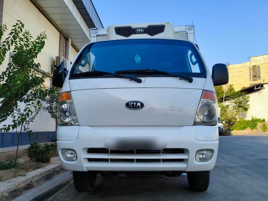 Продаётся KIA BONGO III refrigеrator 138 motor 1.2 t