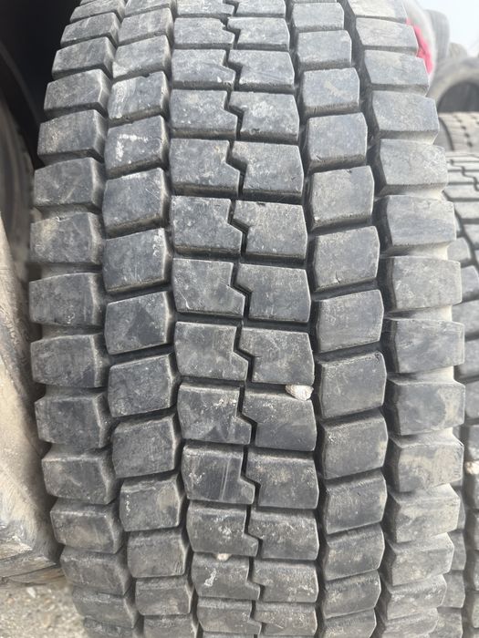 Anvelope 285/60r22,5 Brigestone tractiune profil 90% 8 buc