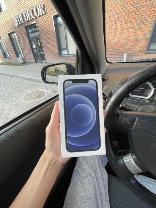 Продам Айфон 12 64gb 73%