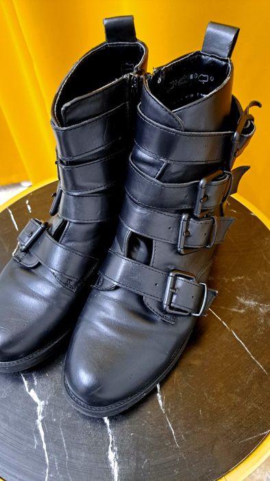 Ghete, imitatie piele, nr 38