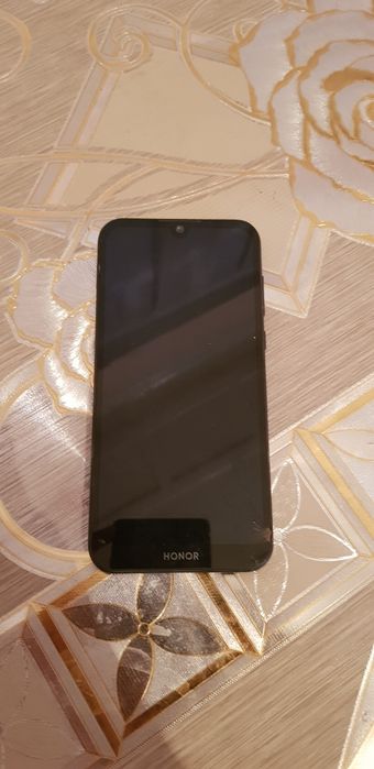 Honor 8s  global