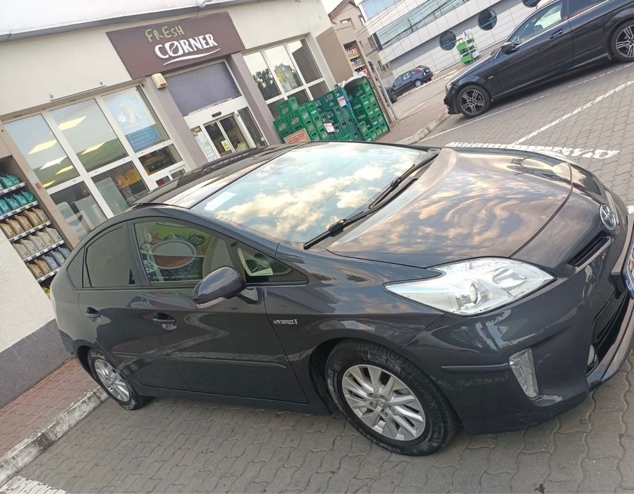 De vanzare Toyota Prius Hybrid | 2013 | 1.8