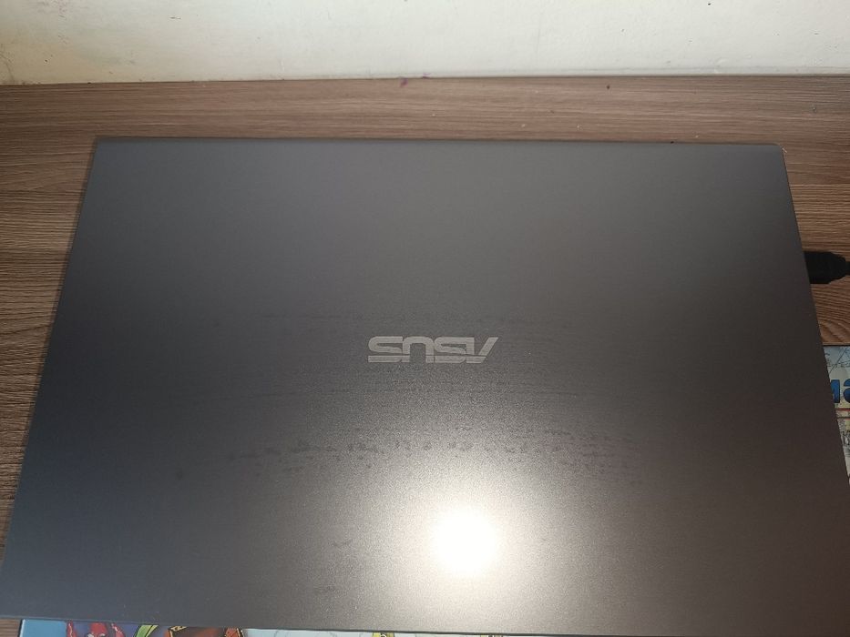 Ноутбук Asus vivobook