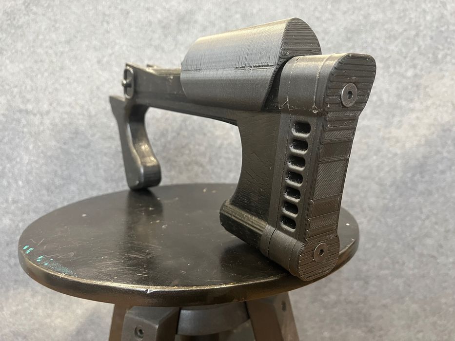 Приклад за фрезована цевна кутия SLR AK платформа