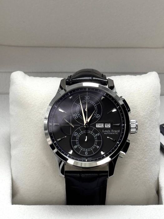 Швейцарские часы фирмы Louis Erard, хронограф механические