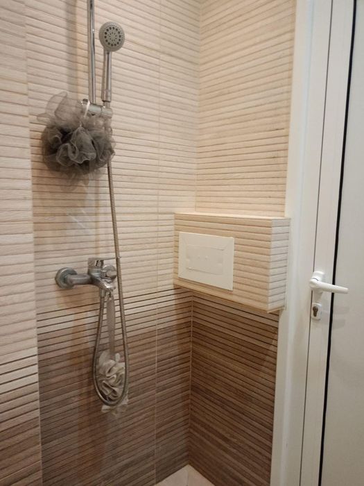 Дава се под наем Тристаен апартамент в Бургас, Лазур - 65 кв.м за 714 € - Снимка #5