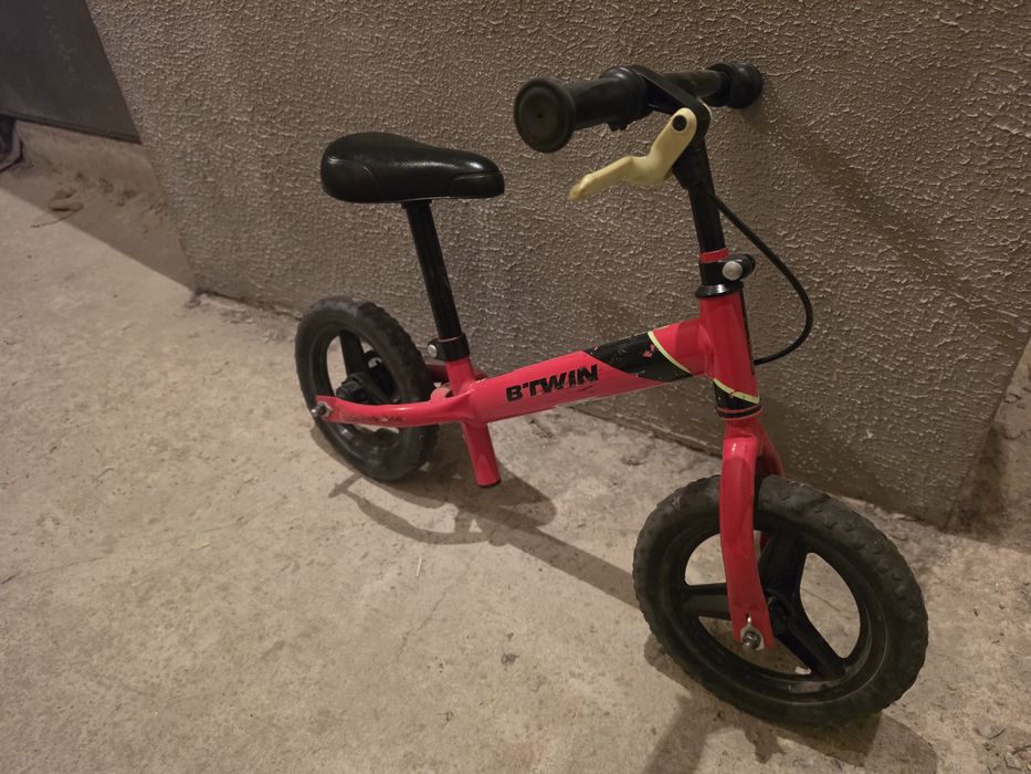 Детско баланс колело B'TWIN 10 инча (Decathlon) – 32€