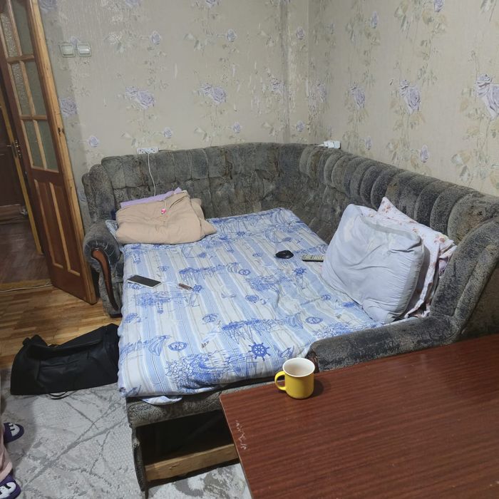 Продам диван раскладной с креслом