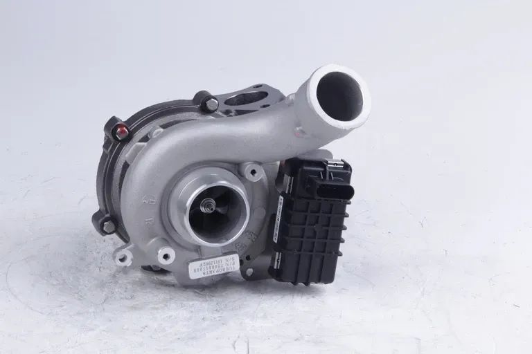 Turbina noua Audi A6 Q7 VW Touareg Phaeton Porsche Cayenne motor 3.0 d