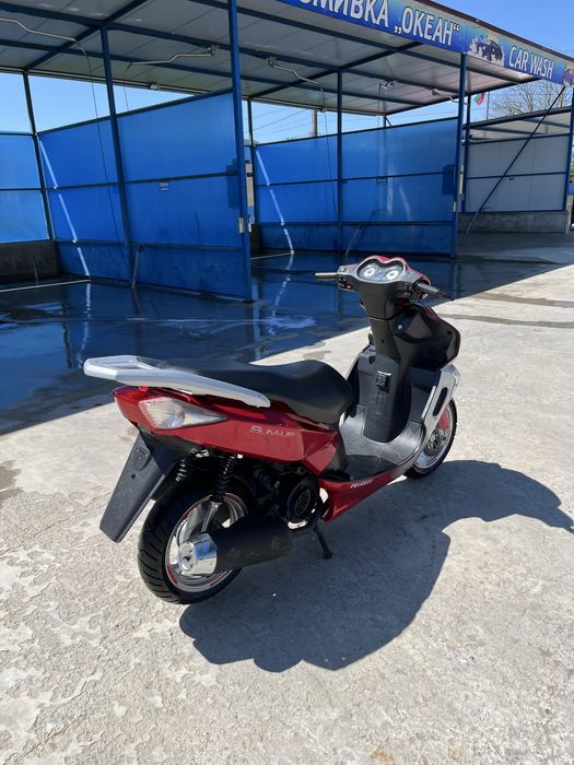 Peugeot sum up 125