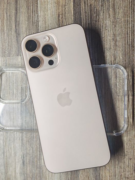 iPhone 16 Pro Max 256 GB Desert