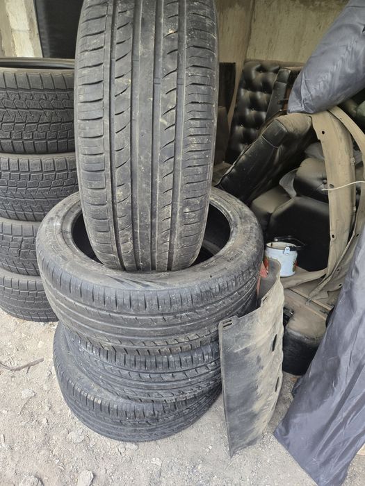 Продам покрышки. В отличном состояний.
