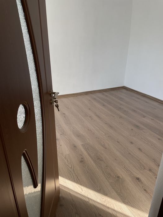 Montaj parchet laminat / stratificat.