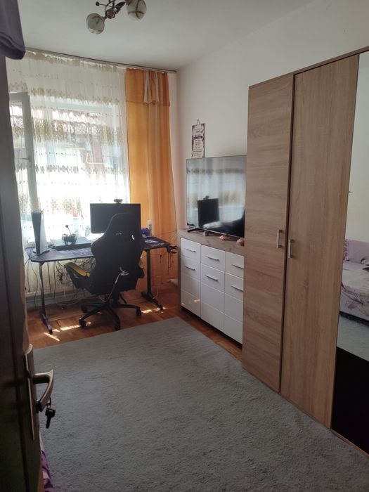 Spre închiriere Apartment două camere , la casă