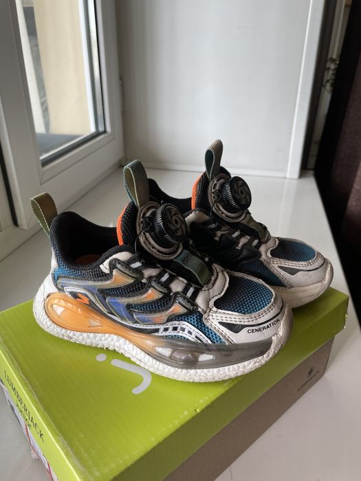 Обувь на мальчика- сандали, кроссовки