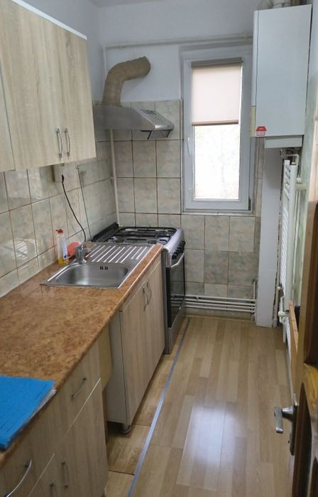 Inchiriez apartament 2 camere