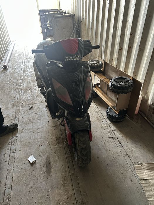 Продам мопед 180 куб