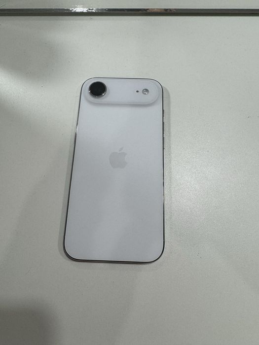 iPhone 17 air в новом состоянии