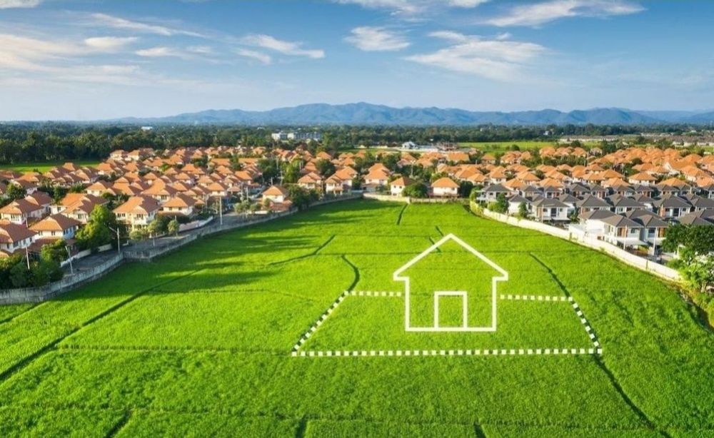 Продажа 15,2 сотих, 7 хона Под бизнес хам булади