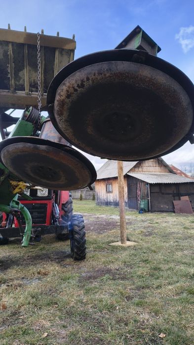 Cositoare și greblă de vânzare