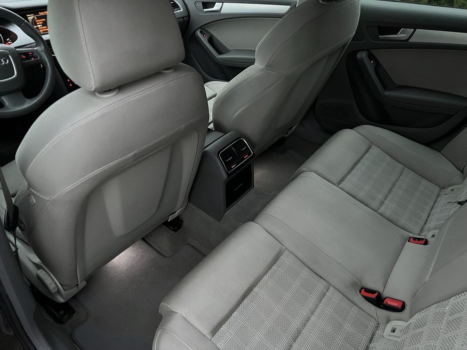 Audi A4 B8 2.0 D 2011 …DISTRONIC…